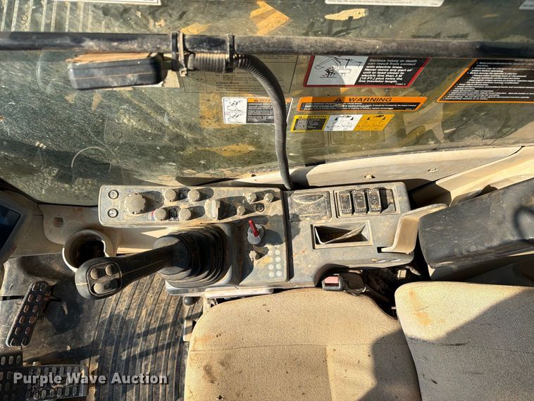 image for item FC3388 2016 John Deere 350G LC excavator