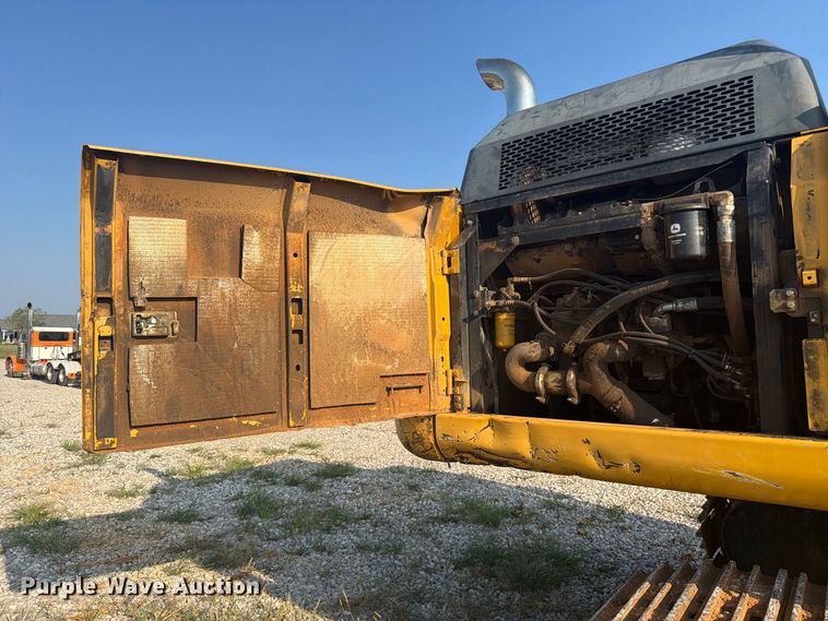 image for item FC3388 2016 John Deere 350G LC excavator
