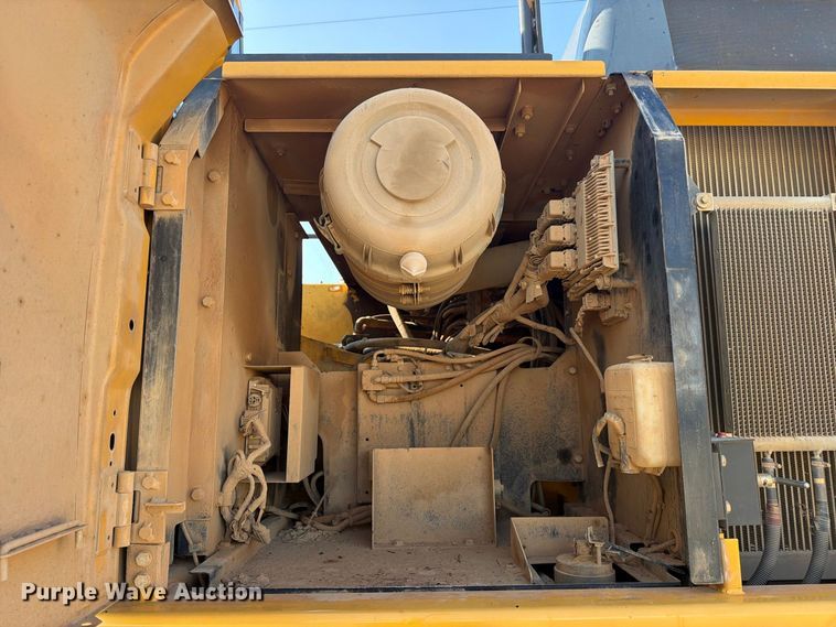 image for item FC3388 2016 John Deere 350G LC excavator