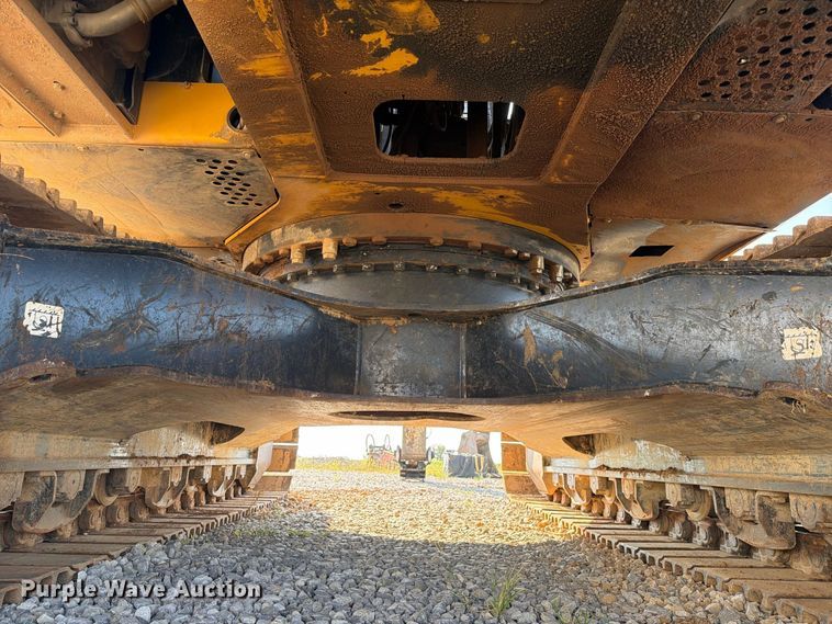 image for item FC3388 2016 John Deere 350G LC excavator