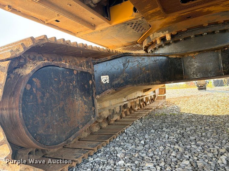 image for item FC3388 2016 John Deere 350G LC excavator