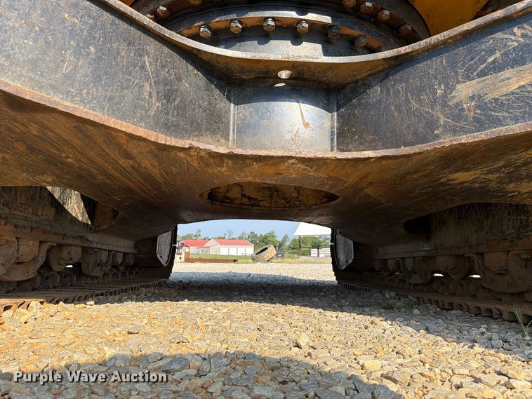 image for item FC3388 2016 John Deere 350G LC excavator