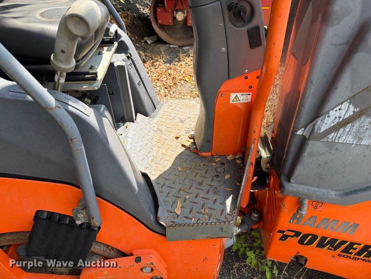 image for item FC3391 2013 Hamm HD 8VV double drum vibratory roller