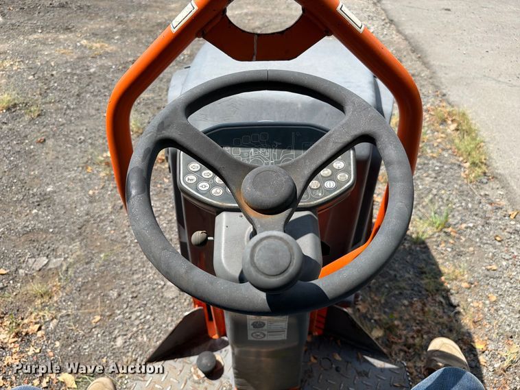 image for item FC3391 2013 Hamm HD 8VV double drum vibratory roller