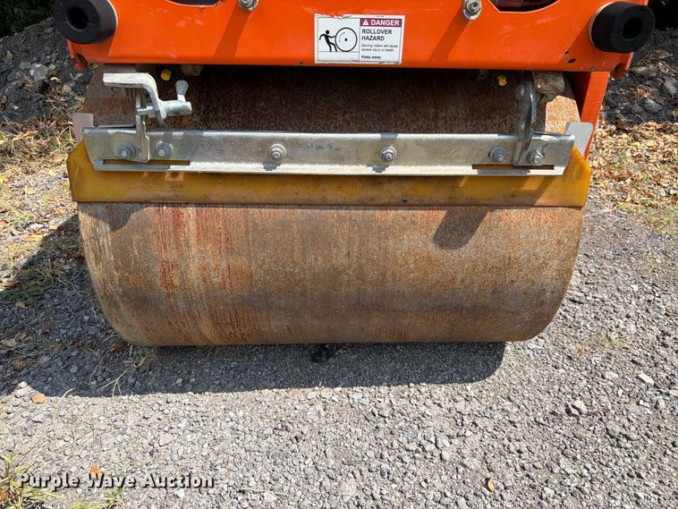 image for item FC3391 2013 Hamm HD 8VV double drum vibratory roller