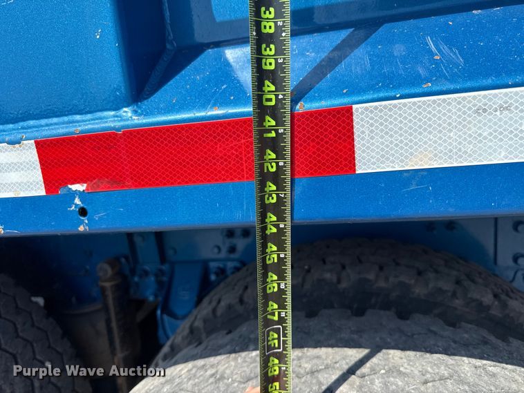 image for item FC4035 2006 Mack CHN613 dump truck