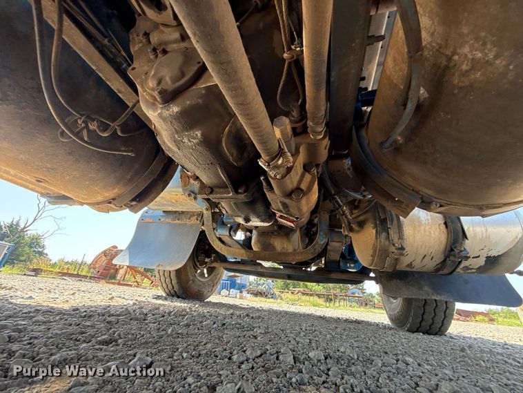 image for item FC4035 2006 Mack CHN613 dump truck