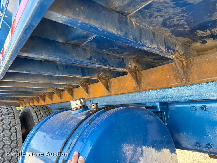 image for item FC4035 2006 Mack CHN613 dump truck