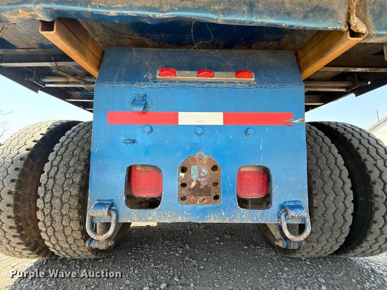 image for item FC4035 2006 Mack CHN613 dump truck
