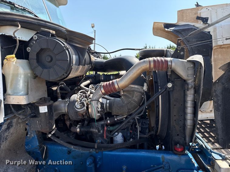 image for item FC4035 2006 Mack CHN613 dump truck