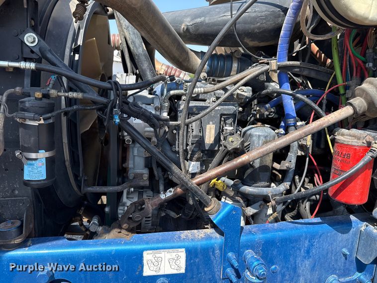 image for item FC4035 2006 Mack CHN613 dump truck
