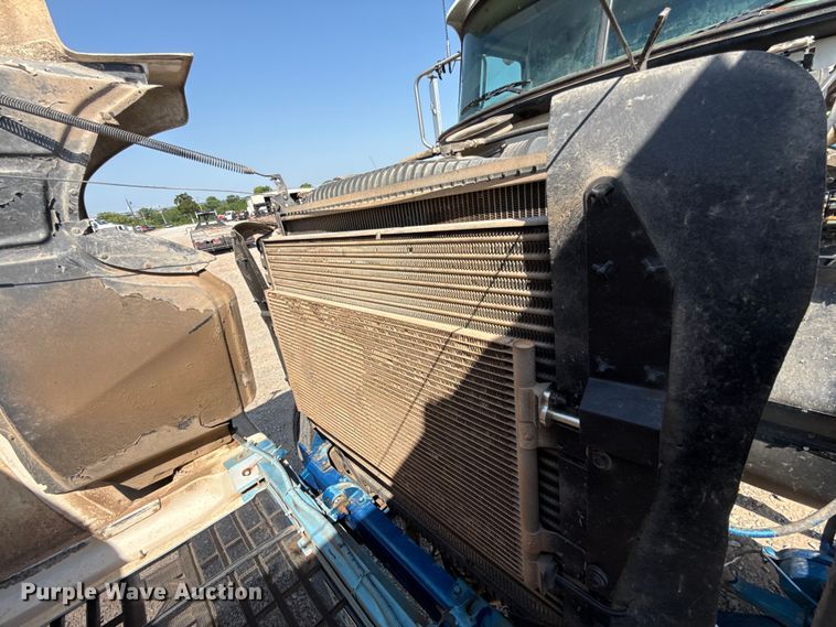 image for item FC4035 2006 Mack CHN613 dump truck