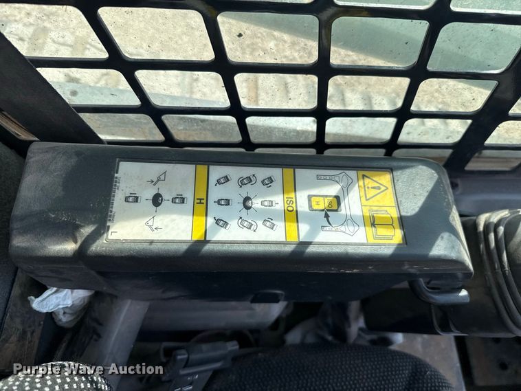 image for item FC4178 2024 Bobcat T770 tracked skid steer loader