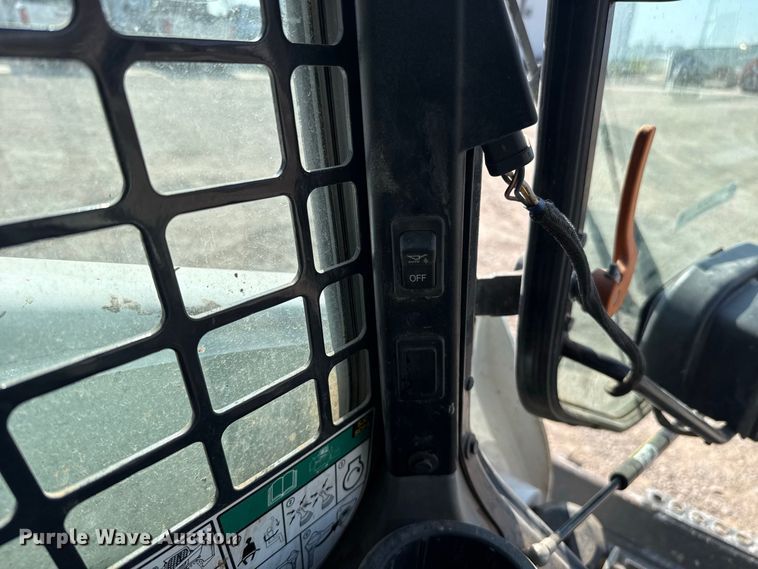 image for item FC4178 2024 Bobcat T770 tracked skid steer loader