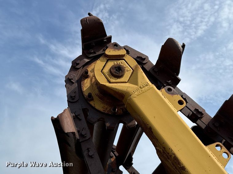 image for item FC4284 1984 Caterpillar 615 elevating scraper
