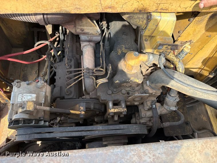 image for item FC4284 1984 Caterpillar 615 elevating scraper