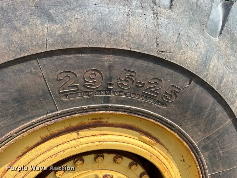 image for item FC4284 1984 Caterpillar 615 elevating scraper