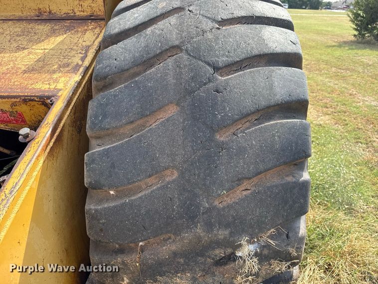 image for item FC4284 1984 Caterpillar 615 elevating scraper