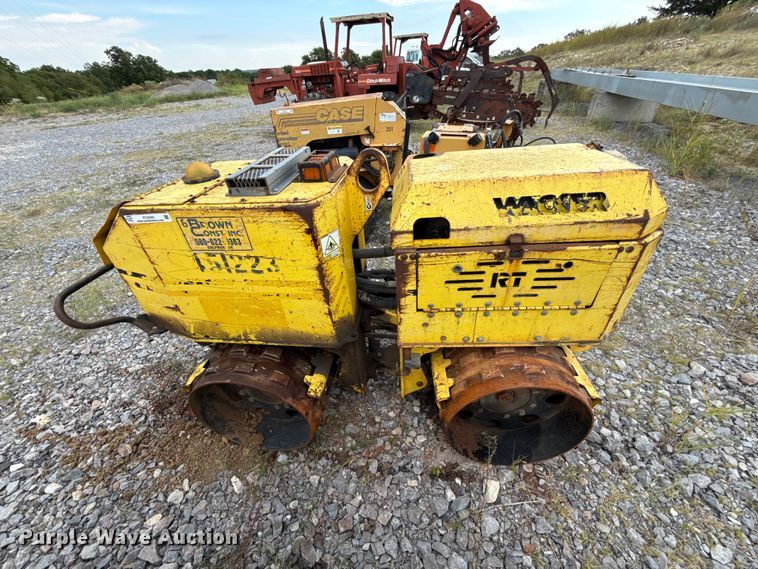 image for item FC4342 Wacker RT820 trencher