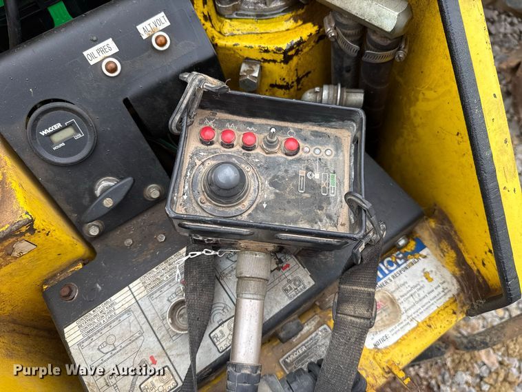 image for item FC4342 Wacker RT820 trencher