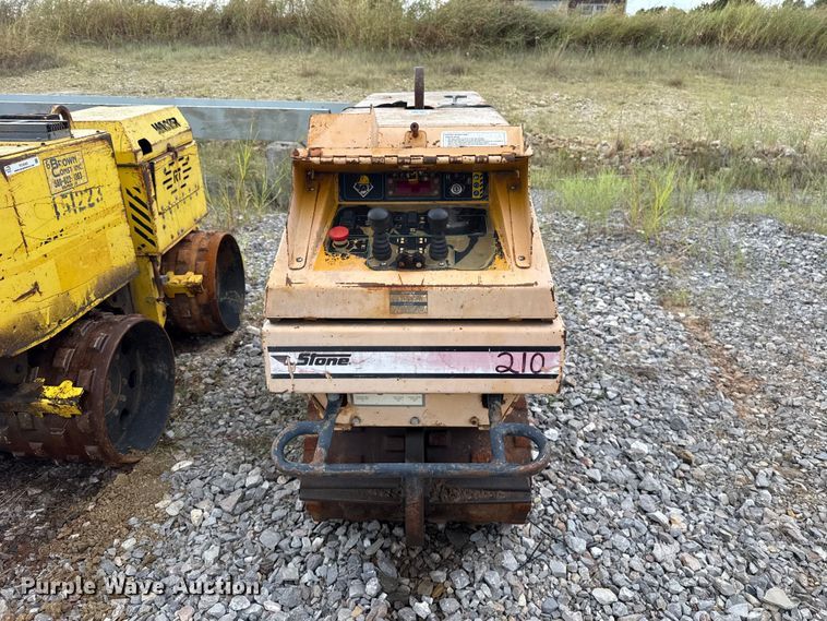 image for item FC4343 Stone TR34R trench compactor