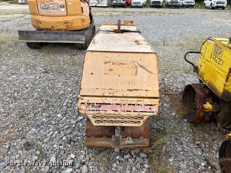 image for item FC4343 Stone TR34R trench compactor
