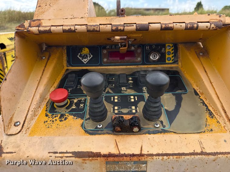 image for item FC4343 Stone TR34R trench compactor