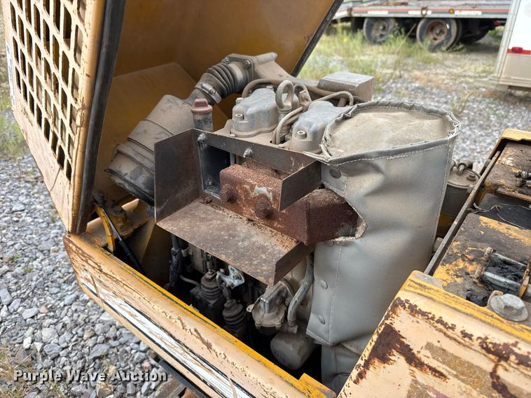 image for item FC4343 Stone TR34R trench compactor