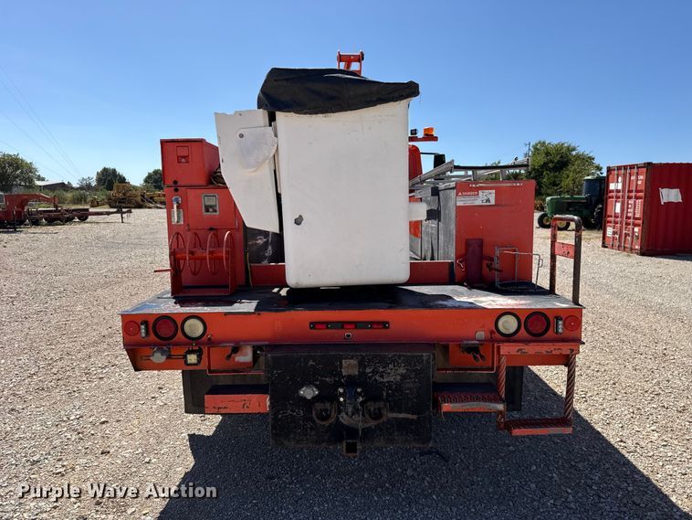 image for item FC4348 2010 International DuraStar 4300 bucket truck