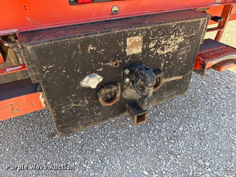 image for item FC4348 2010 International DuraStar 4300 bucket truck