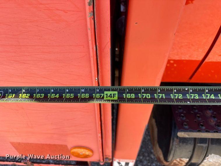 image for item FC4348 2010 International DuraStar 4300 bucket truck