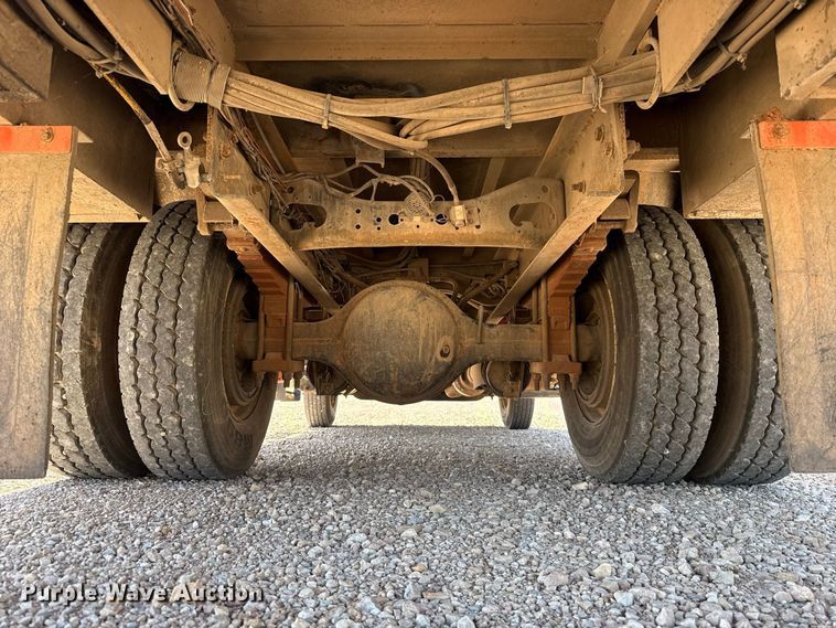 image for item FC4348 2010 International DuraStar 4300 bucket truck