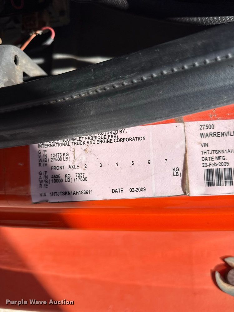 image for item FC4348 2010 International DuraStar 4300 bucket truck