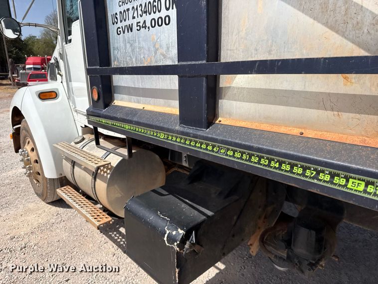 image for item FC4355 2007 Kenworth T300 dump truck