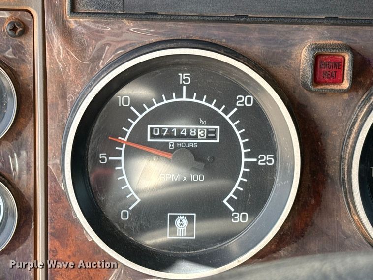 image for item FC4355 2007 Kenworth T300 dump truck