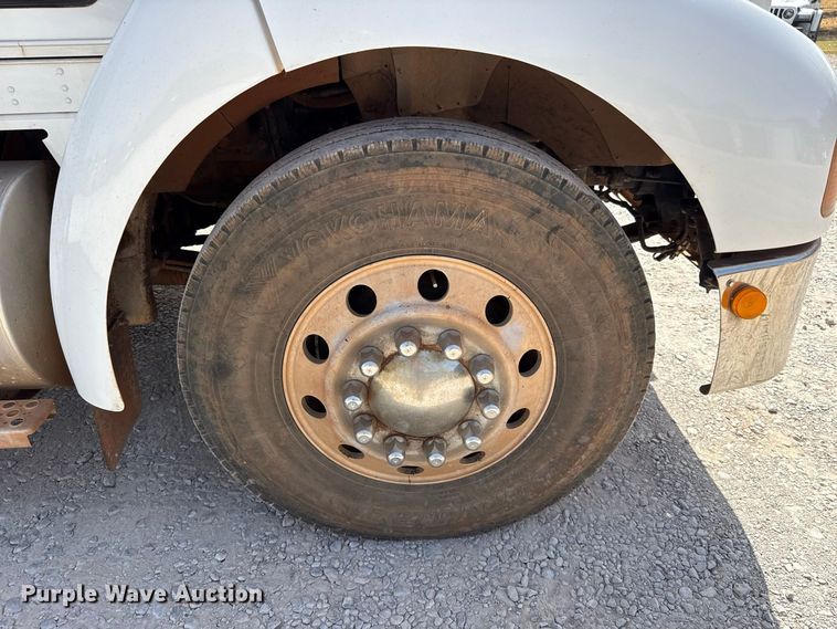 image for item FC4355 2007 Kenworth T300 dump truck