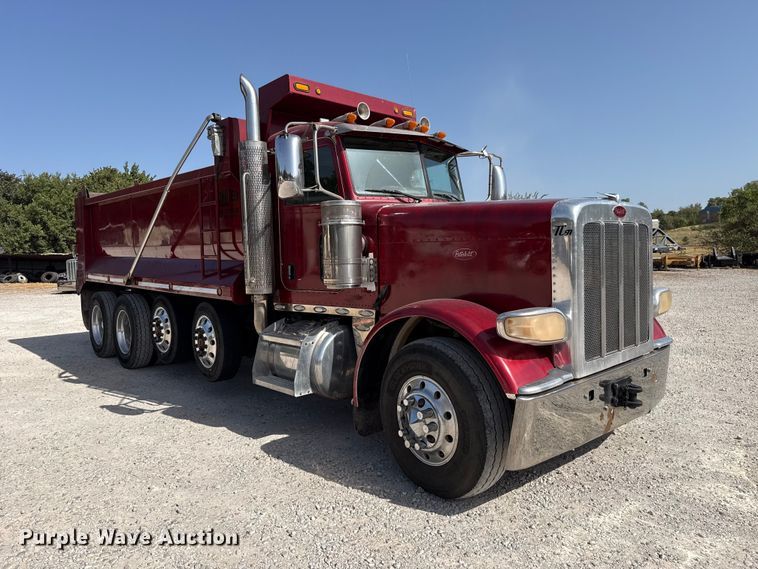 image for item FC4357 2012 Peterbilt 388 dump truck