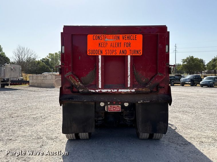 image for item FC4357 2012 Peterbilt 388 dump truck