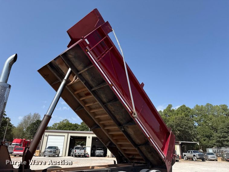 image for item FC4357 2012 Peterbilt 388 dump truck