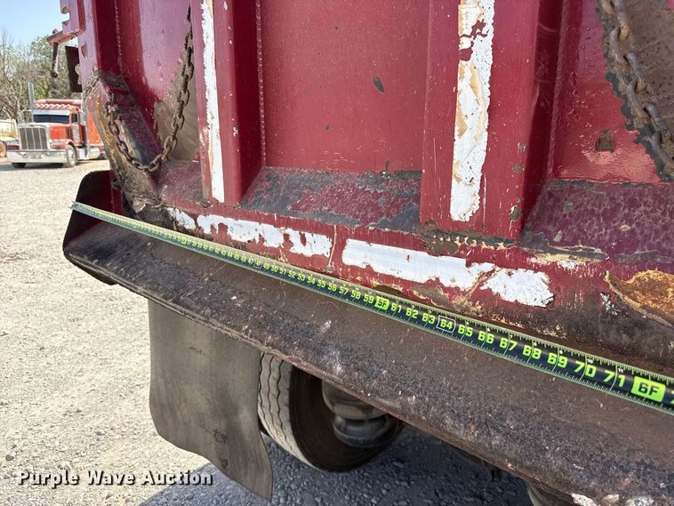 image for item FC4357 2012 Peterbilt 388 dump truck