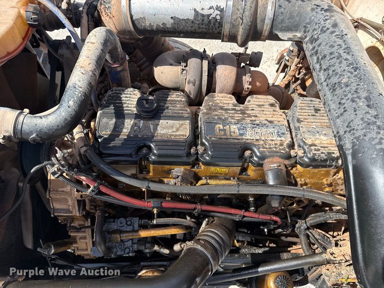 image for item FC4357 2012 Peterbilt 388 dump truck