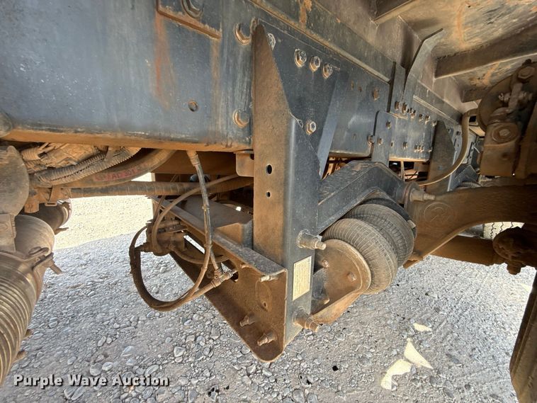 image for item FC4357 2012 Peterbilt 388 dump truck