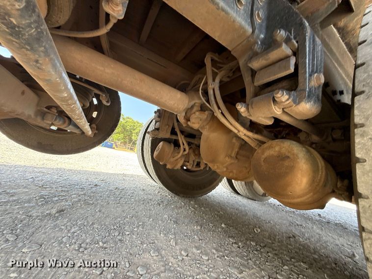 image for item FC4357 2012 Peterbilt 388 dump truck