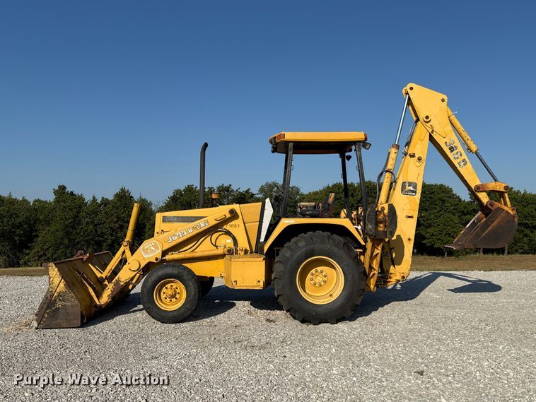 image for item FC4362 1994 John Deere 310D backhoe