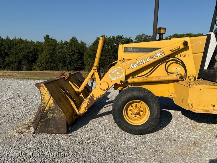 image for item FC4362 1994 John Deere 310D backhoe