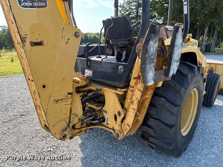 image for item FC4362 1994 John Deere 310D backhoe