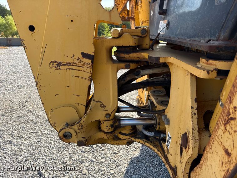 image for item FC4362 1994 John Deere 310D backhoe