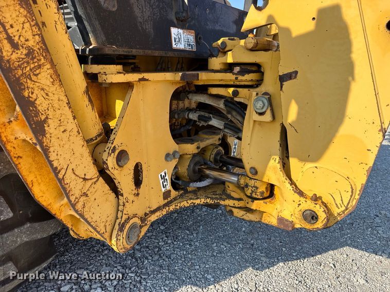 image for item FC4362 1994 John Deere 310D backhoe