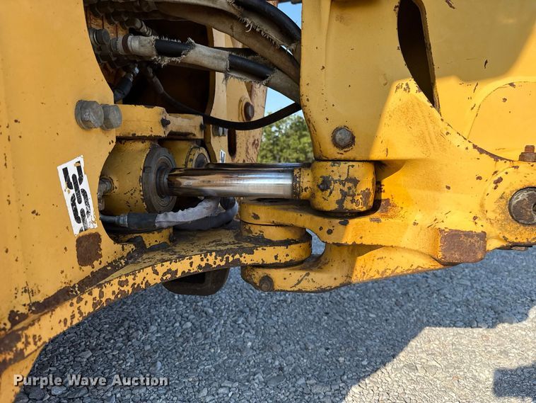 image for item FC4362 1994 John Deere 310D backhoe