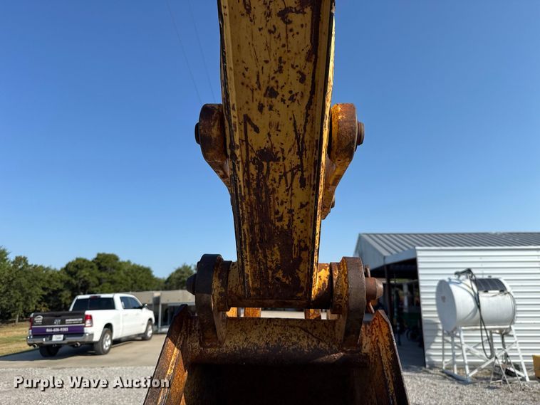 image for item FC4362 1994 John Deere 310D backhoe